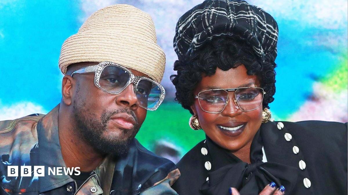 Image for Lauryn Hill Says She and Wyclef Are “in an Amazing Place” as Fugees Talk Heats Up