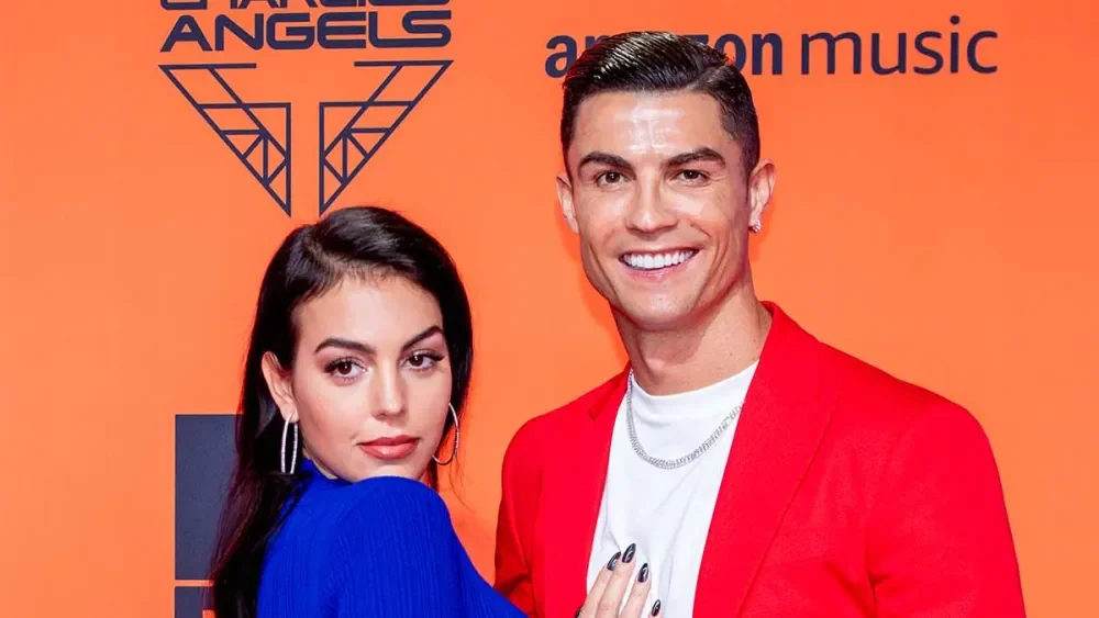 Image for Cristiano Ronaldo and Georgina Rodríguez Quietly Tie the Knot in Cascais Civil Ceremony