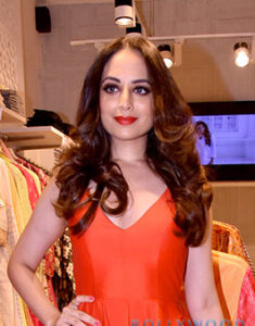 Zoya Afroz