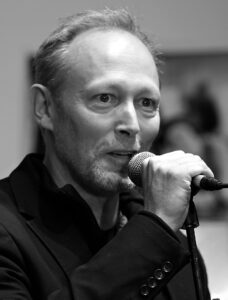 Lars Mikkelsen