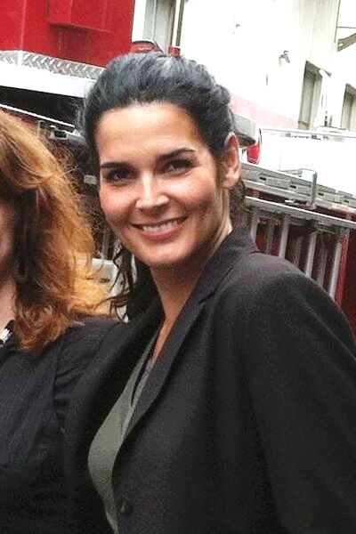 Angie Harmon