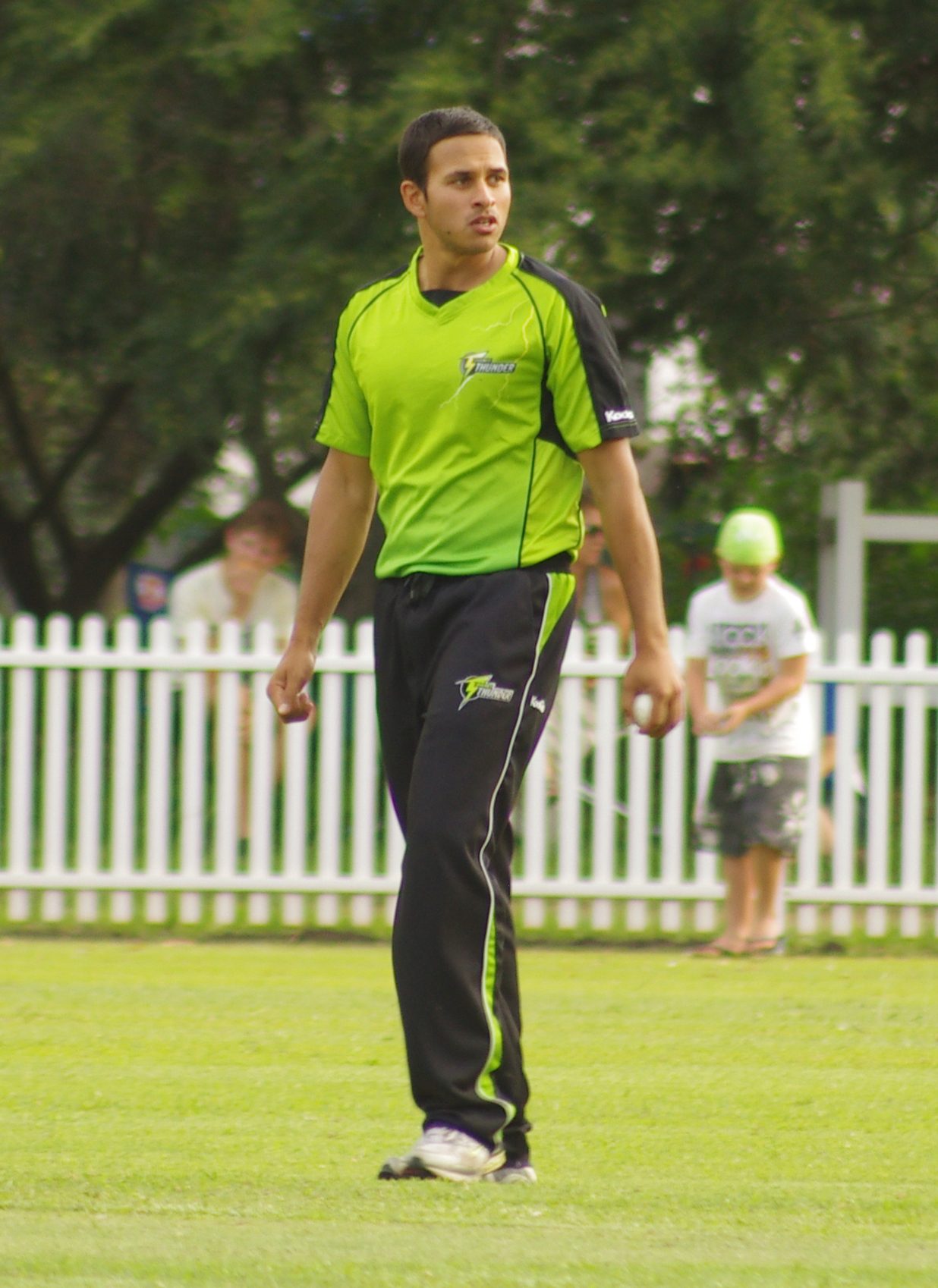 Usman Tariq (cricketer, born 1995)