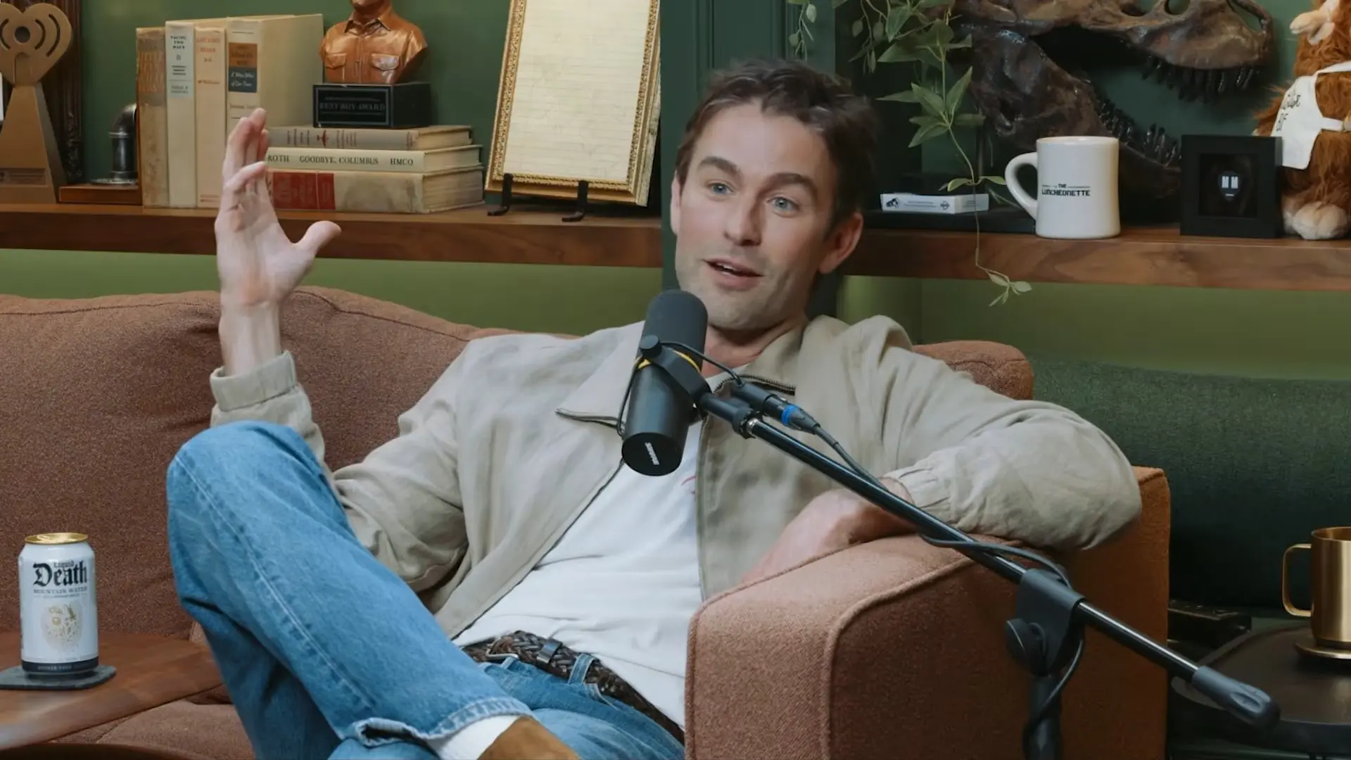 Chace Crawford Confesses No Romance With ‘Gossip Girl’ Leads Despite On-Set Sparks